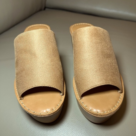 Chinese Laundry Women's Wedge Sandal Camel Natural Color - Womens Size 8 - NWOB - Picture 2 of 7